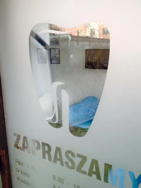 Wejście do pracowni – „Zapraszamy”